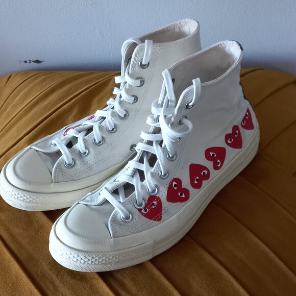 Comme des Garcons PLAY Shoes - COMME DES GARCONS PLAY X CONVERSE high top sneakers